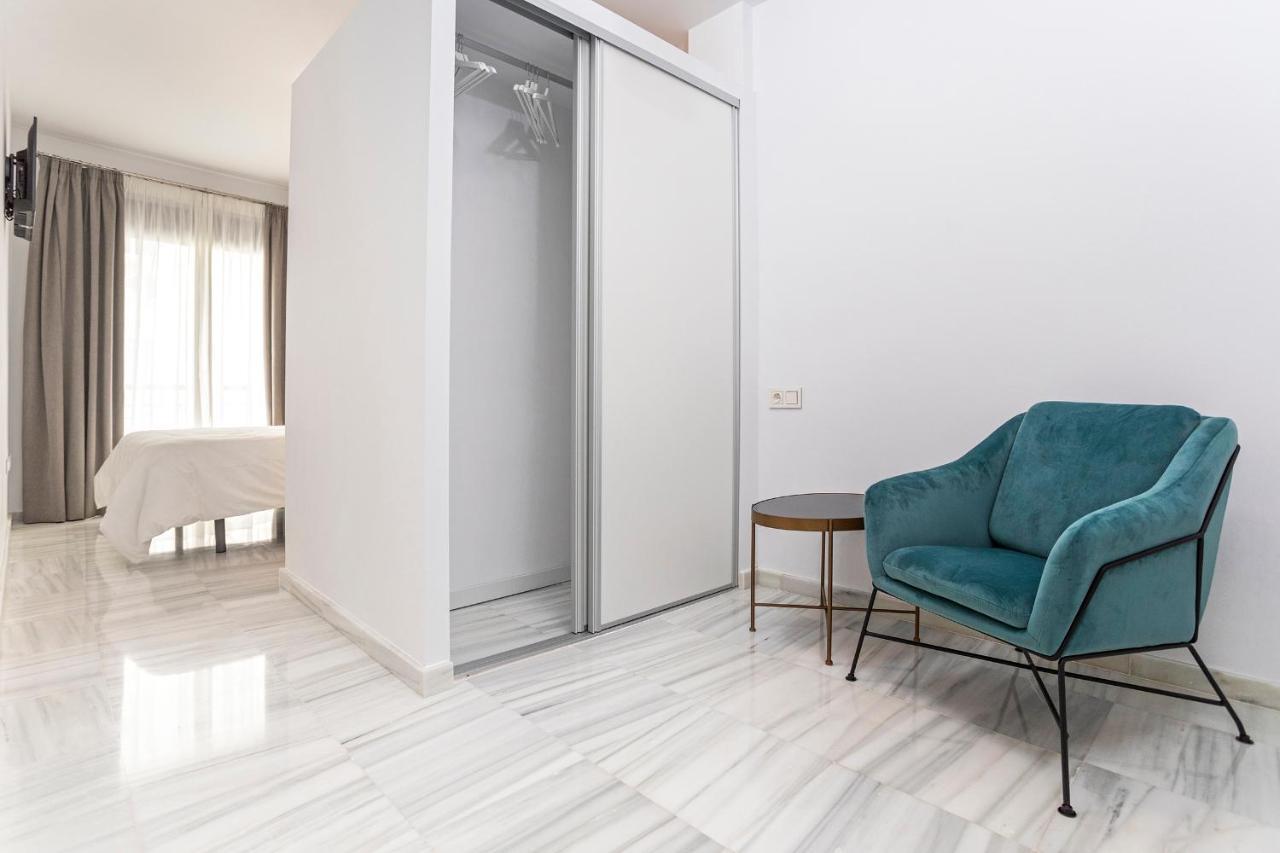 Malaga Rivas 34 Suites Homes Extérieur photo